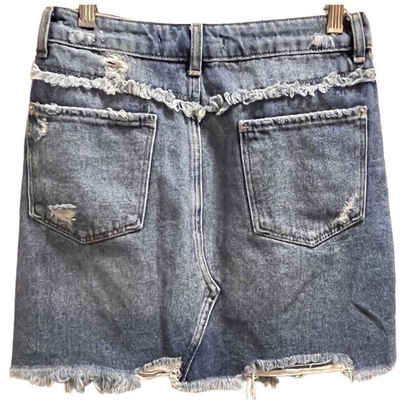 ZARA DENIM HIGH WAISTED FLORAL EMBROIDERED DISTRESSED CUT OFF MINI SKIRT SIZE S - Picture 2 of 7